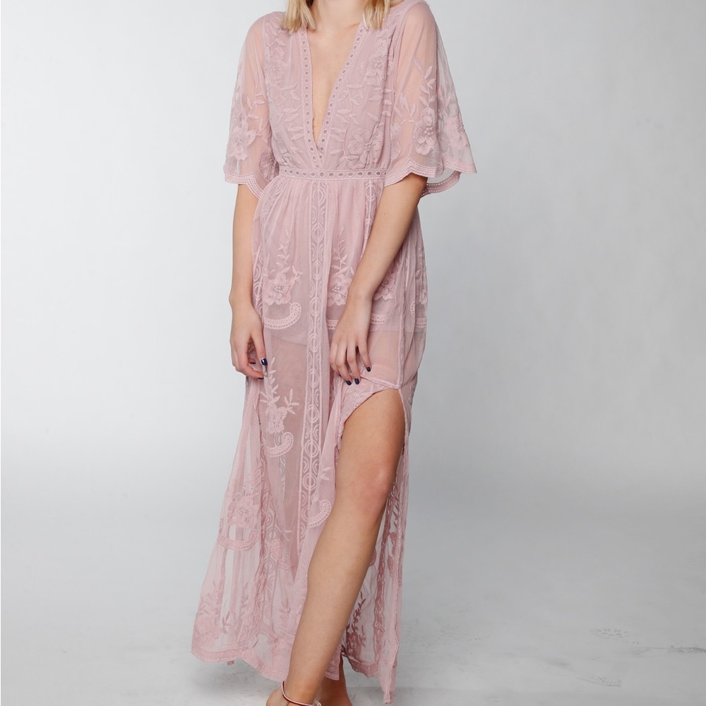 Lace maxi dress